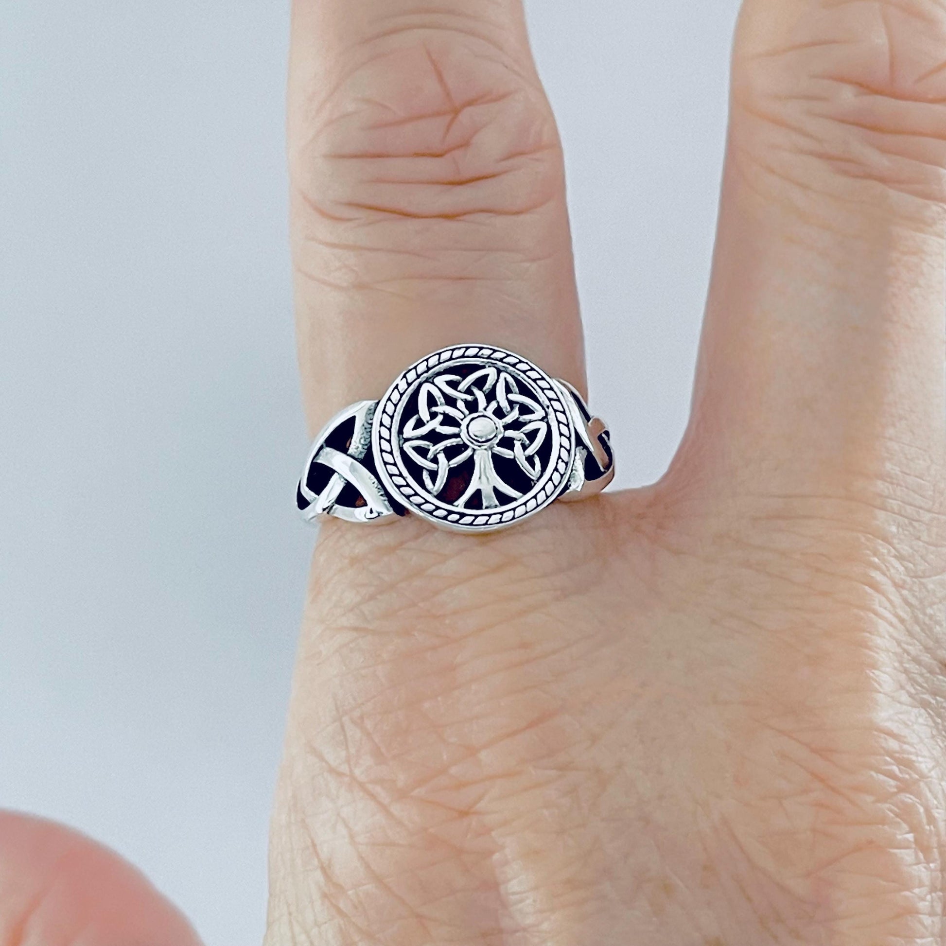 Sterling Silver unisex Tree of Life Ring: Celtic Knot Family Tree