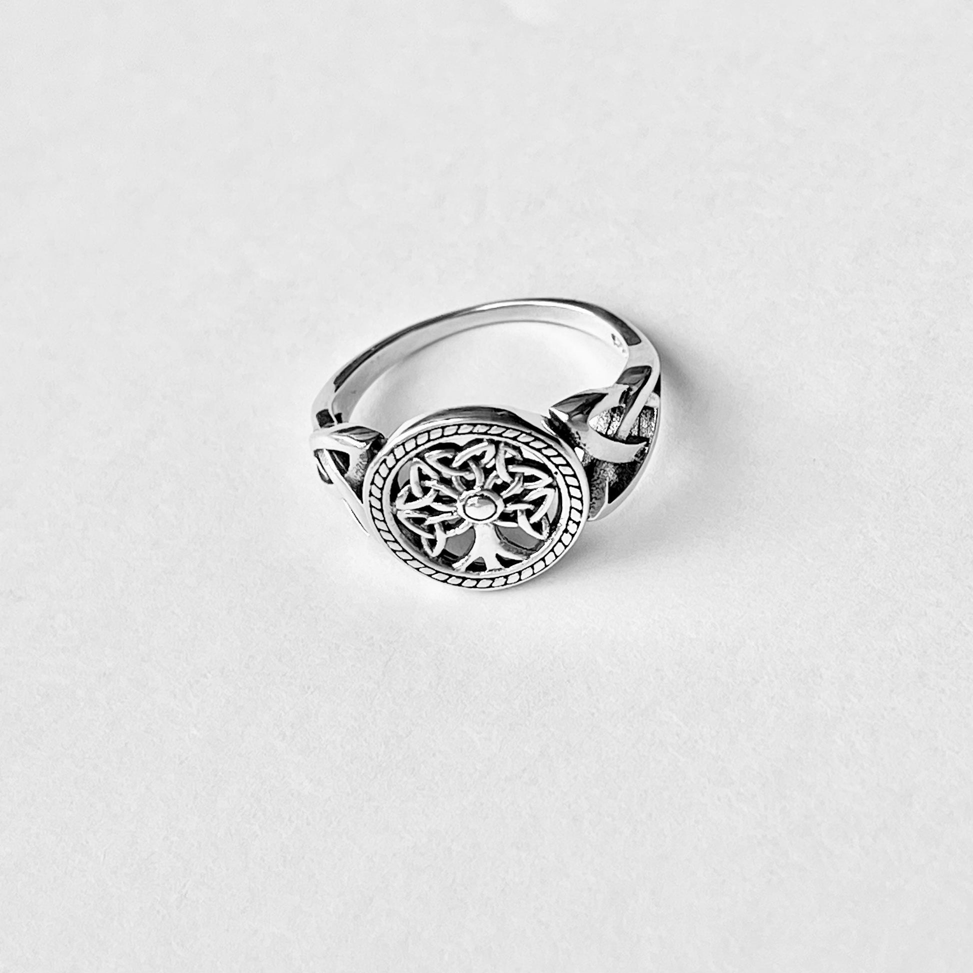 Sterling Silver unisex Tree of Life Ring: Celtic Knot Family Tree