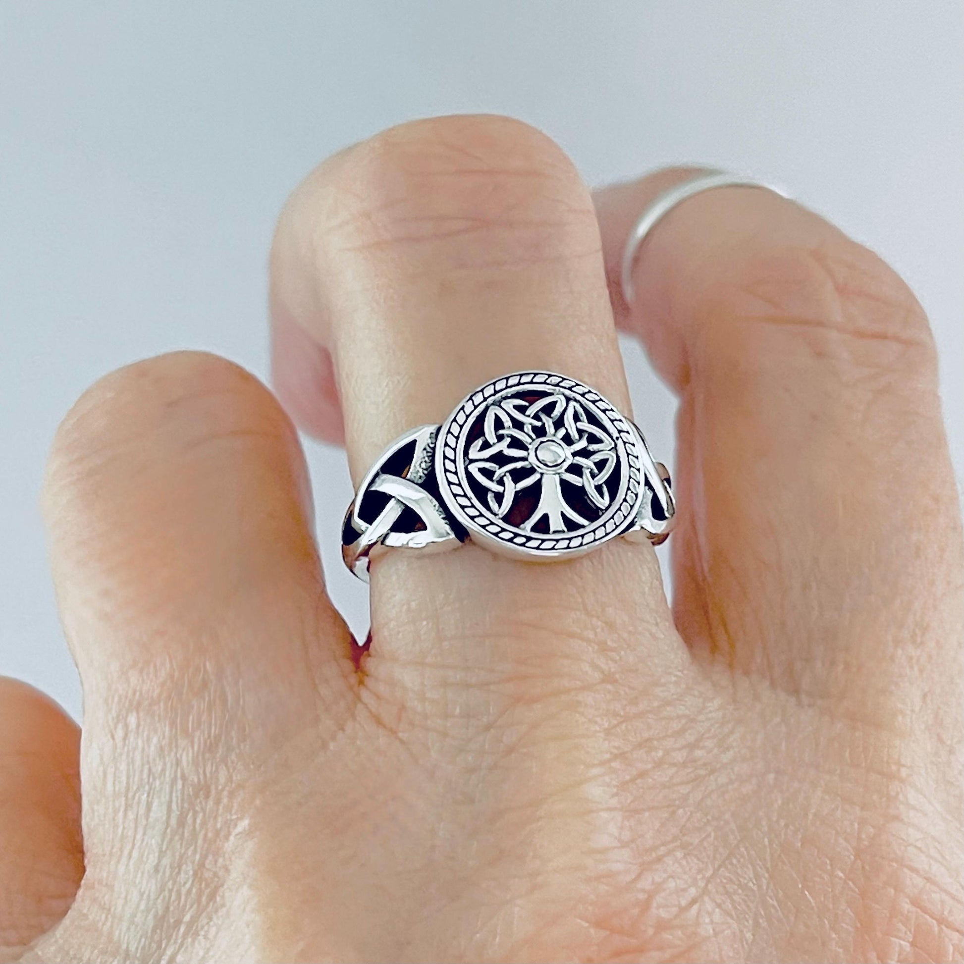 Sterling Silver unisex Tree of Life Ring: Celtic Knot Family Tree